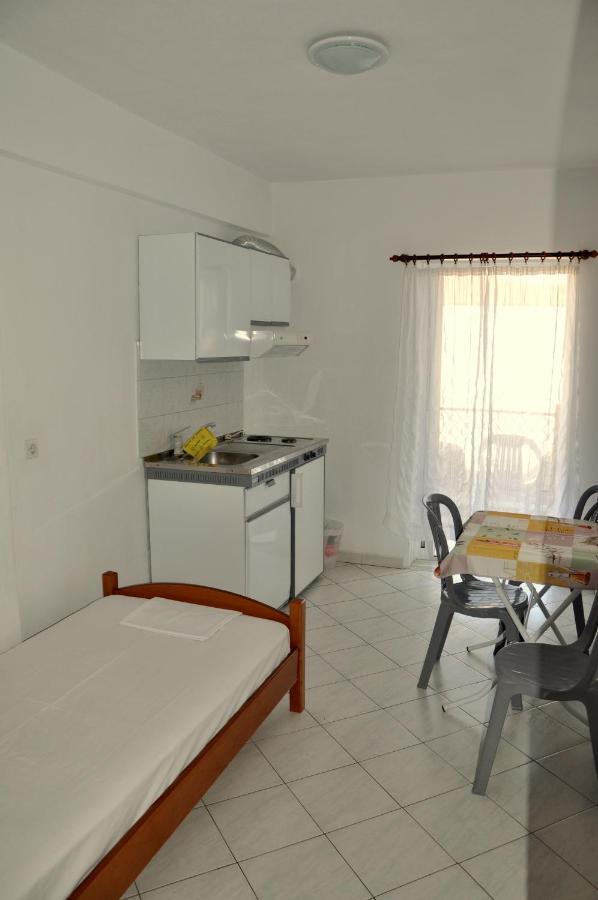 Apartments Stavroula Ηospitality Vrasná Zimmer foto
